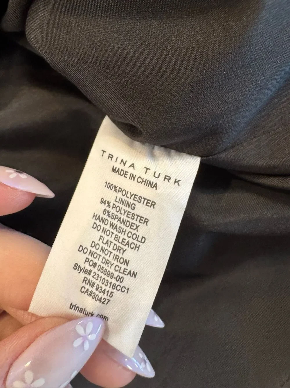 Trina Turk Black Colossal Shift Dress Paillette Sequin Hem Cocktail Party 6